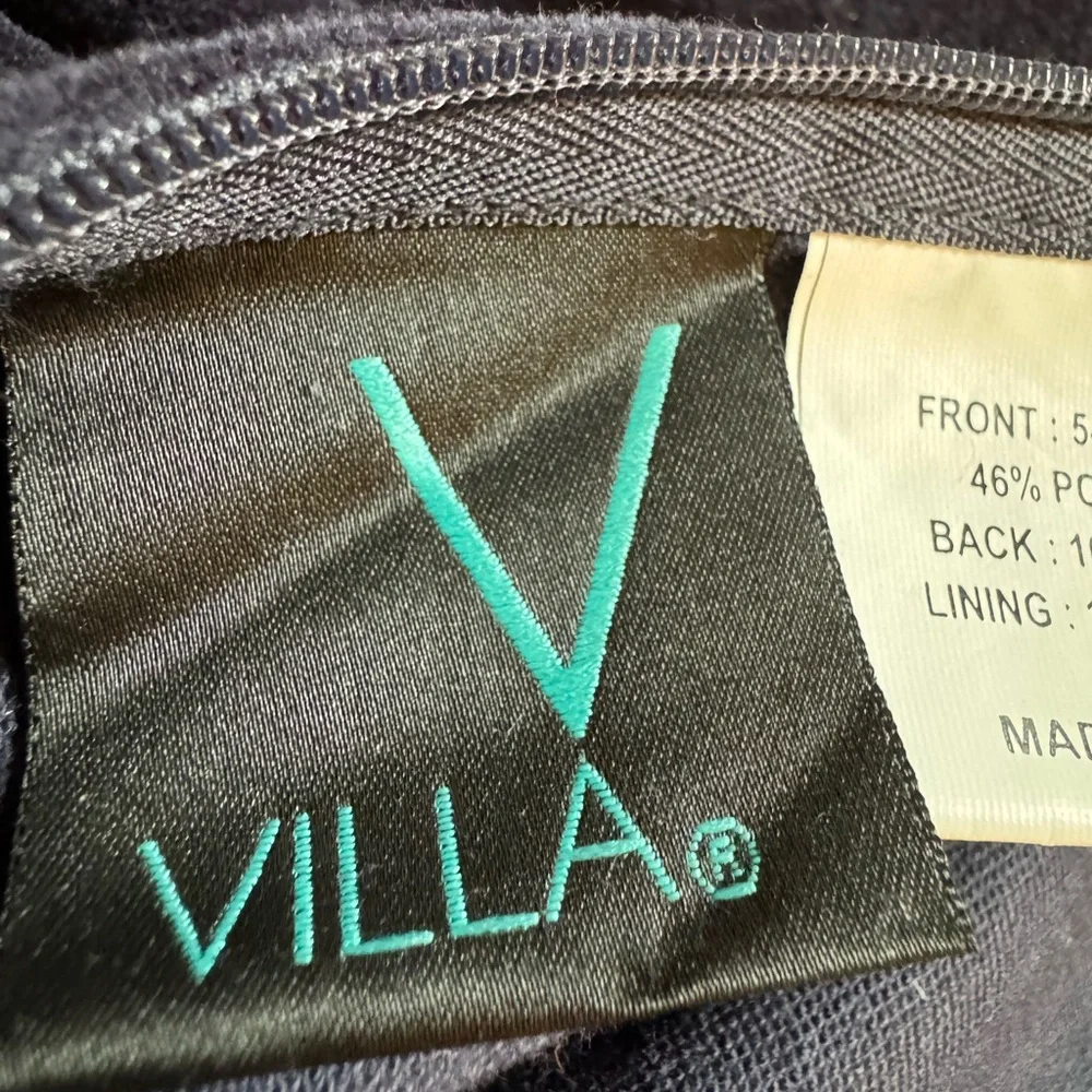 Villa Navy and Cream Velvet Texture‎ Patterned Pillow Cover